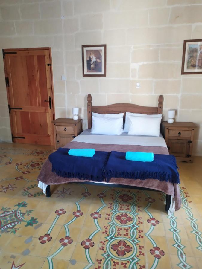 Farmhouse Tal Kaptan Kerċem Eksteriør bilde