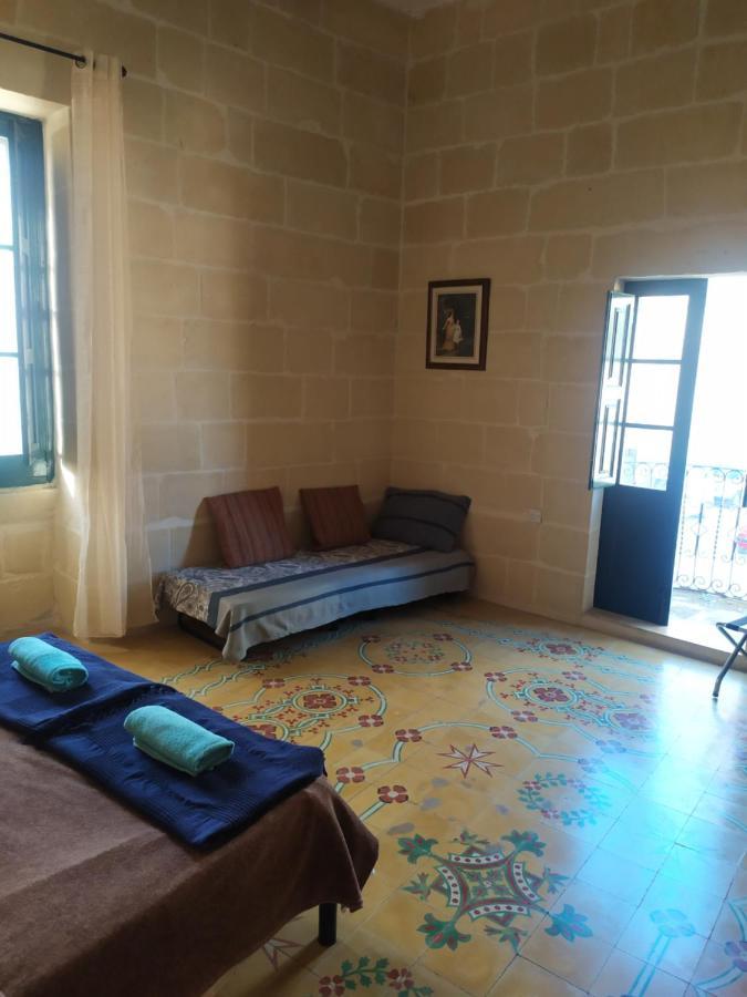 Farmhouse Tal Kaptan Kerċem Eksteriør bilde
