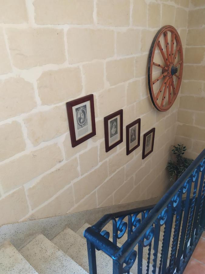 Farmhouse Tal Kaptan Kerċem Eksteriør bilde